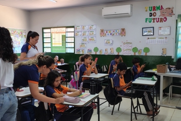 Educação Digital customizada e monitorada, escola municipal Paulo VI