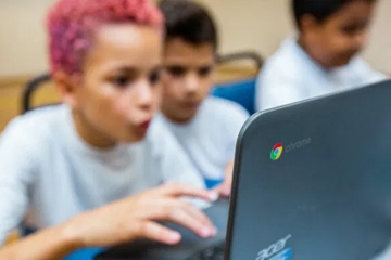 Alagoas investe R$ 100 milhões na inclusão digital de escolas